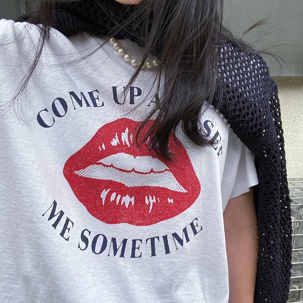 Lip t-shirts