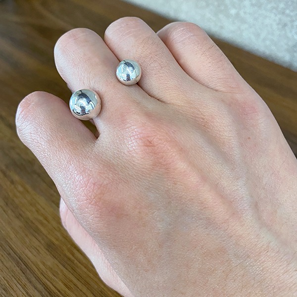 TWO BALLS SILVER RING